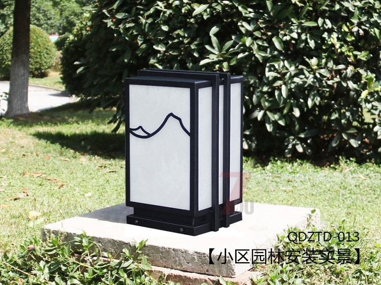 (QDZTD-013)園林矮柱現(xiàn)代方形LED柱頭燈小區(qū)立柱安裝實景效果